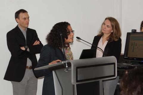 Aline LAPLAGNE, Cheffe de projet ingénieure pédagogique de l'UNESS.fr pour la démo du MédiaFolio