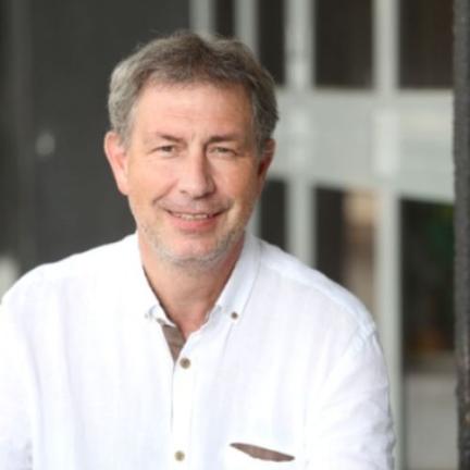 Dr Gérard Mick